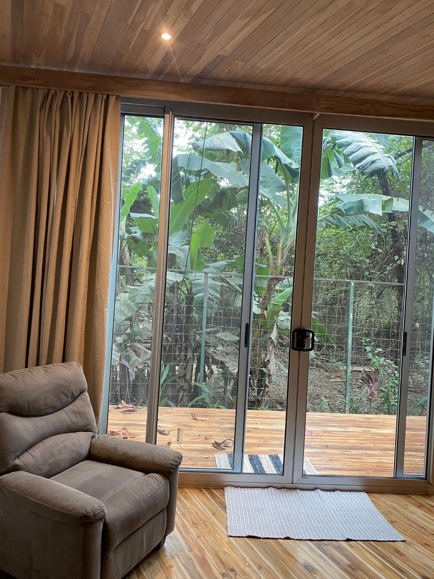 Iluminar Beachfront Suites 노사라 객실 사진